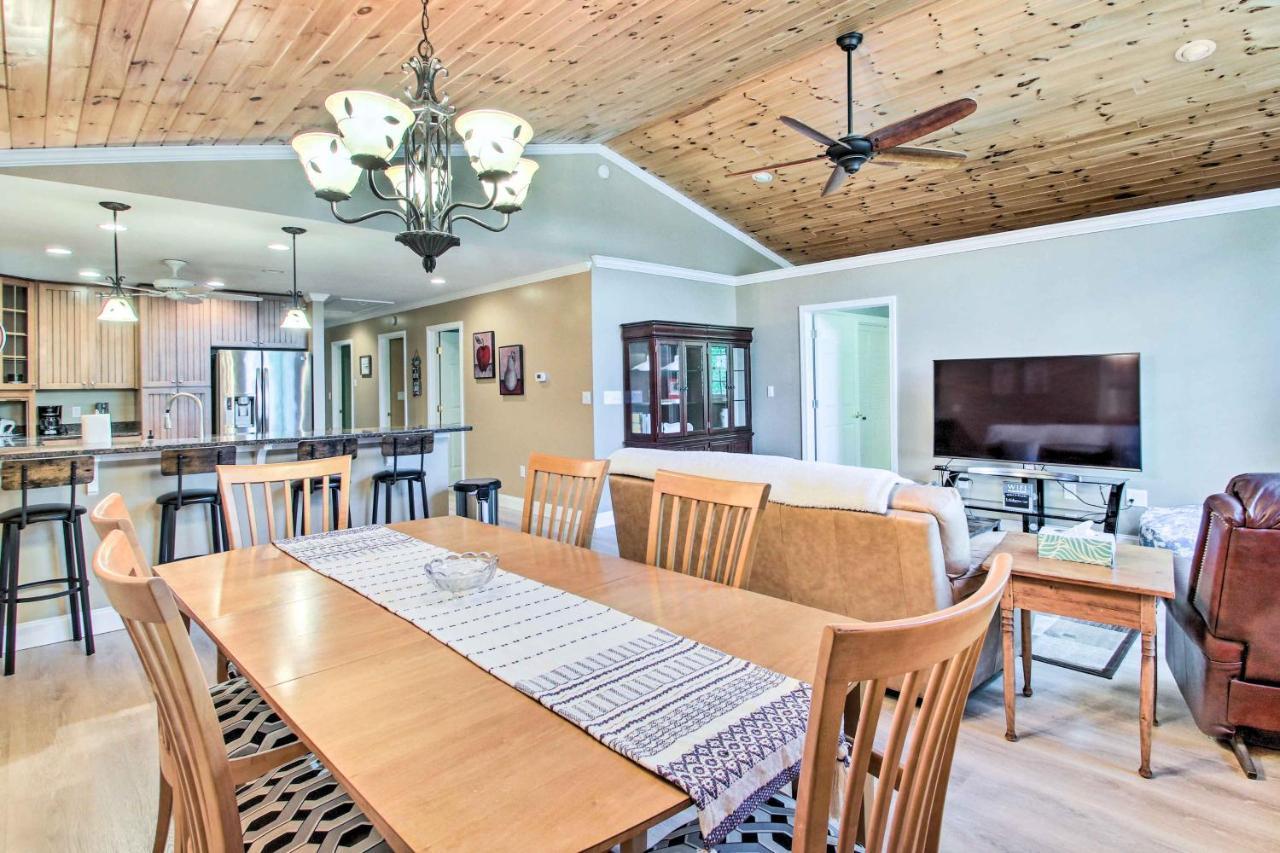 Readfield Retreat With Lake Maranacook Views! Dış mekan fotoğraf